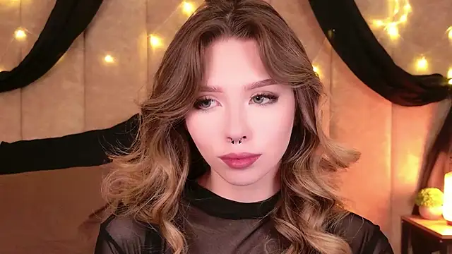 Sierra Fane online show from January 12, 2026, 10:55 am