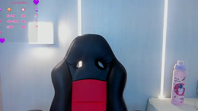 nahomi blade online show from March 10, 2025, 7:33 am