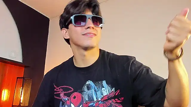 Allex Cano online show from April 15, 2026, 5:50 pm