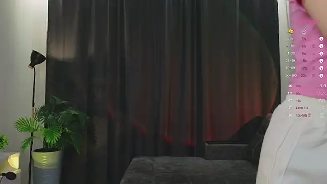 Nerdy Amy online show from October 26, 2025, 4:51 pm