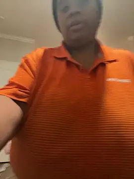 Snapshot of Deshay30 chatting on October 27, 2025, 11:16 pm Deshay30 online show from October 27, 2025, 11:16 pm