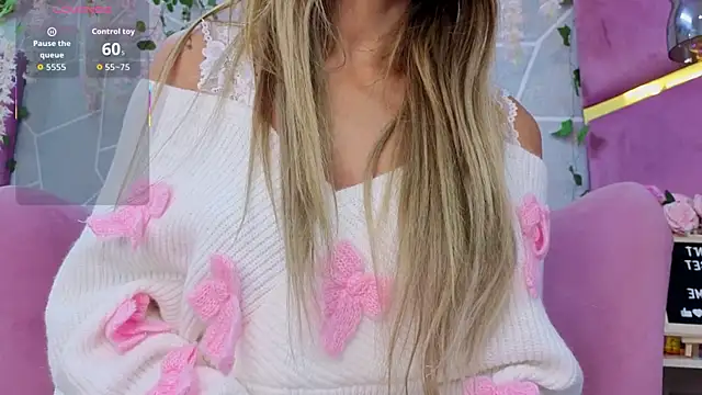 EmmyCortez online show from October 14, 2025, 11:55 am