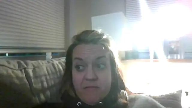 Snapshot of SirensKissss chatting on February 25, 2025, 11:54 am SirensKissss online show from February 25, 2025, 11:54 am