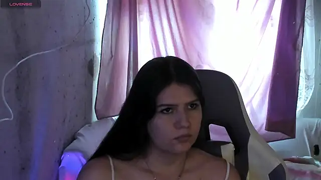 Snapshot of brii69 chatting on October 16, 2025, 9:23 pm brii69 online show from October 16, 2025, 9:23 pm