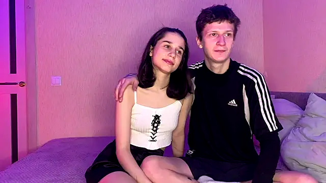 baby lesi online show from October 23, 2025, 4:16 pm