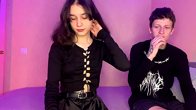 baby lesi online show from October 31, 2025, 4:03 pm