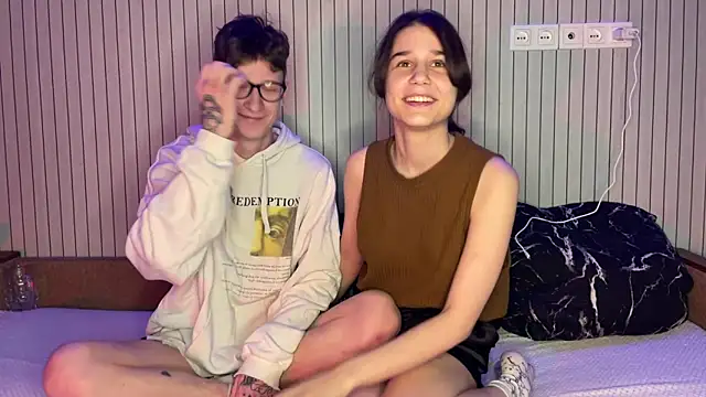 baby lesi online show from February 5, 2026, 7:21 pm