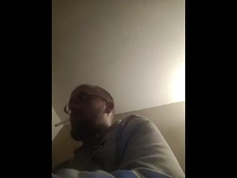 taterae online show from November 1, 2025, 11:48 am