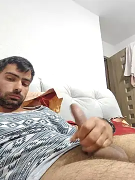 Snapshot of andreiiiii2025 chatting on September 16, 2025, 2:07 pm andreiiiii2025 online show from September 16, 2025, 2:07 pm