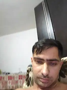 Snapshot of andreiiiii2025 chatting on October 23, 2025, 8:57 am andreiiiii2025 online show from October 23, 2025, 8:57 am