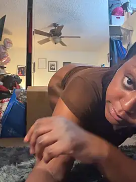 BubblyBabyy online show from December 22, 2025, 8:58 am