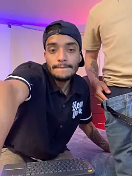 eross chipre  online show from February 1, 2026, 3:27 am