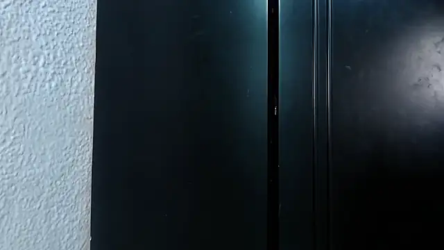 EngelCristaly online show from March 5, 2025, 9:49 am