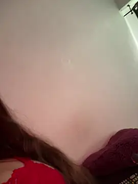 lola  med online show from March 1, 2025, 10:45 am