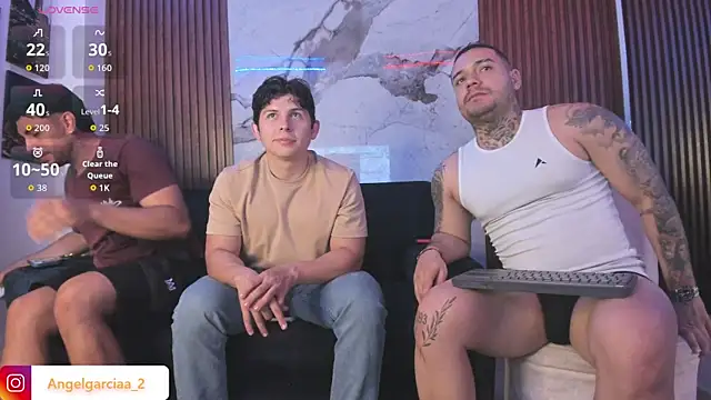 Angelgarcia  online show from April 12, 2026, 7:17 pm