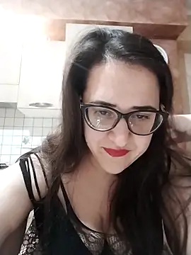 Snapshot of Dolcecurvy chatting on February 1, 2026, 10:30 pm Dolcecurvy online show from February 1, 2026, 10:30 pm