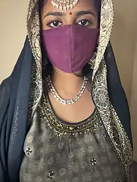 Dishasarmaa05 online show from February 12, 2026, 7:35 pm