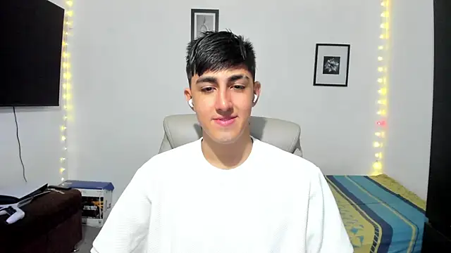 babymaik online show from September 10, 2025, 9:03 pm