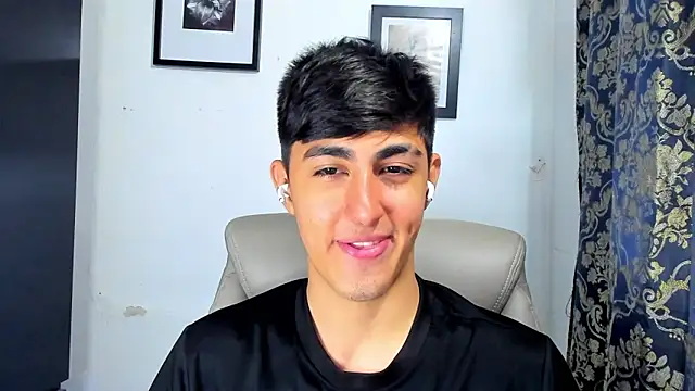 babymaik online show from December 21, 2025, 6:04 am