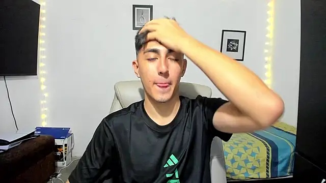 babymaik online show from October 1, 2025, 9:51 pm