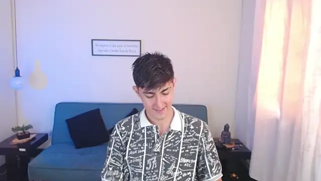 babymaik online show from March 17, 2025, 4:54 pm