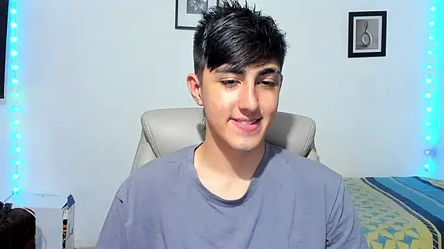 babymaik online show from October 30, 2025, 8:39 pm