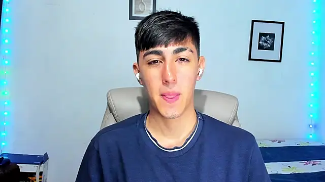 babymaik online show from November 27, 2025, 3:23 pm