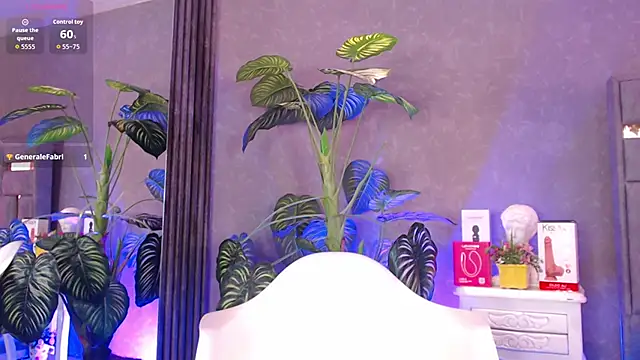 Snapshot of Tyla_Ks chatting on February 6, 2026, 7:43 pm Tyla Ks online show from February 6, 2026, 7:43 pm