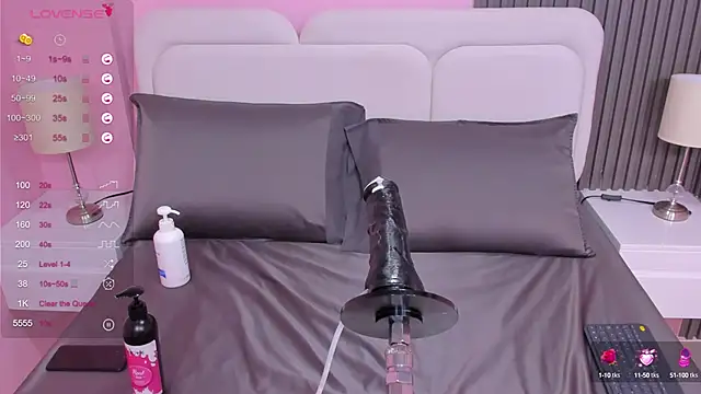 honey sofii  online show from March 8, 2025, 11:16 am