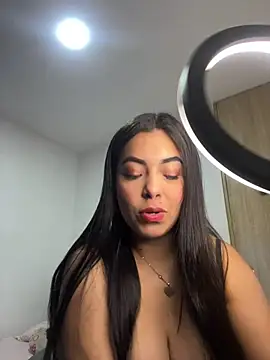 Snapshot of _SARA_69 chatting on March 4, 2025, 11:19 am  SARA 69 online show from March 4, 2025, 11:19 am