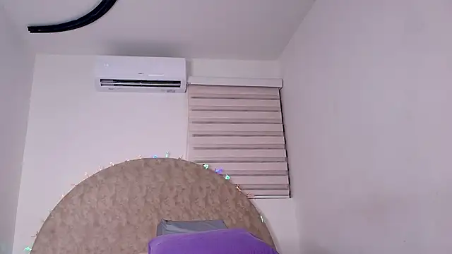 abigail fx online show from December 20, 2025, 3:09 am