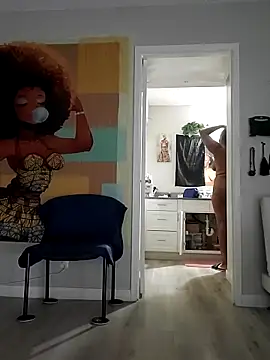 Snapshot of Queenanitadix chatting on November 25, 2025, 5:57 pm Queenanitadix online show from November 25, 2025, 5:57 pm