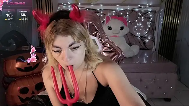 lili conor s online show from October 26, 2025, 1:00 pm