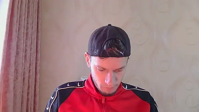 Snapshot of frama666 chatting on November 20, 2025, 11:44 am frama666 online show from November 20, 2025, 11:44 am