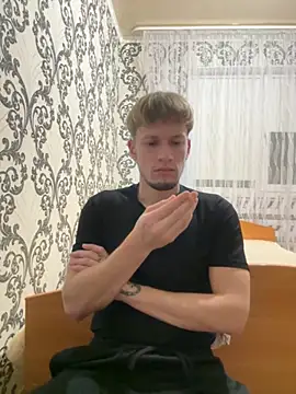 Snapshot of frama666 chatting on November 15, 2025, 6:12 pm frama666 online show from November 15, 2025, 6:12 pm