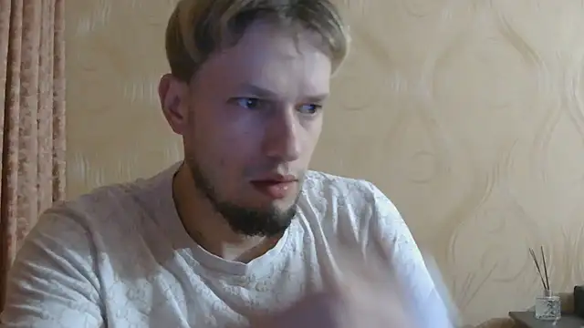 frama666 online show from July 17, 2026, 8:39 pm