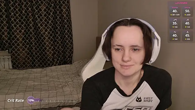 Luna Loveee online show from February 14, 2026, 3:51 am