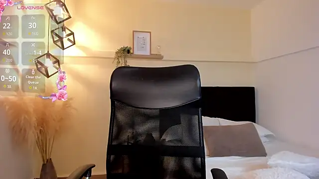 Snapshot of Lucia_Brown_ chatting on June 30, 2026, 8:42 pm Lucia Brown online show from June 30, 2026, 8:42 pm