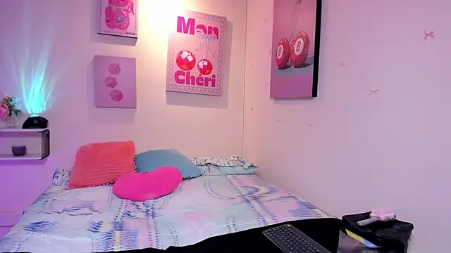 Selene bennet online show from December 5, 2025, 4:11 am