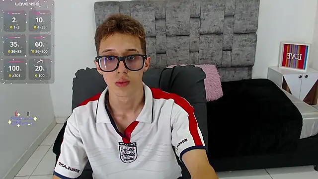 skinny bigcock02 online show from February 23, 2026, 9:04 pm