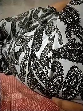 sharnjit299 online show from October 16, 2025, 4:59 pm