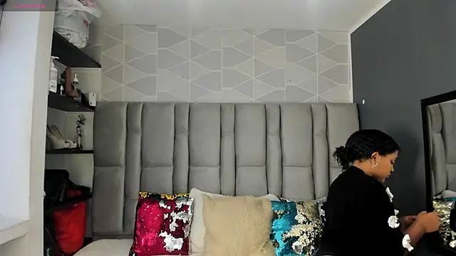 Natasha rose   online show from November 1, 2025, 7:52 pm