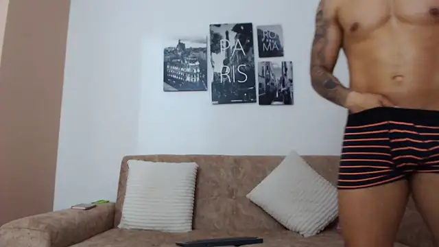 Snapshot of Bastiandelux chatting on March 9, 2025, 2:18 am Bastiandelux online show from March 9, 2025, 2:18 am