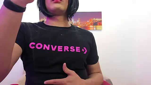 GigiHilss online show from February 21, 2025, 4:26 pm