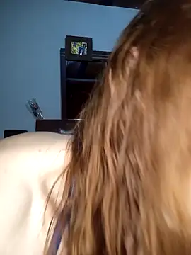 chanel-2025 online show from March 4, 2026, 1:02 am