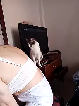 Snapshot of chanel-2025 chatting on October 12, 2025, 5:58 pm chanel-2025 online show from October 12, 2025, 5:58 pm