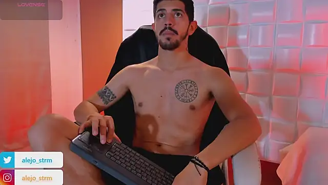 Snapshot of AlejandroStormm chatting on September 18, 2025, 10:46 pm AlejandroStormm online show from September 18, 2025, 10:46 pm