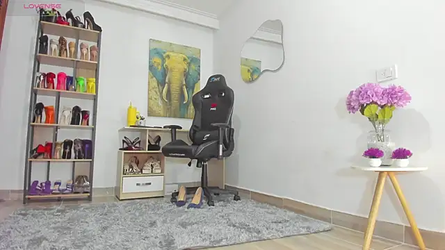 Camillevegas online show from November 27, 2025, 2:34 am