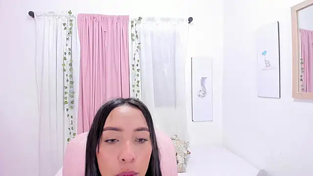 Emma lorense22 online show from March 15, 2025, 6:54 pm