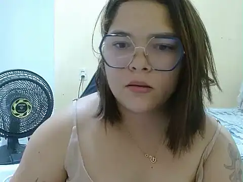 Snapshot of GoddessChaar chatting on February 23, 2025, 8:44 pm GoddessChaar online show from February 23, 2025, 8:44 pm